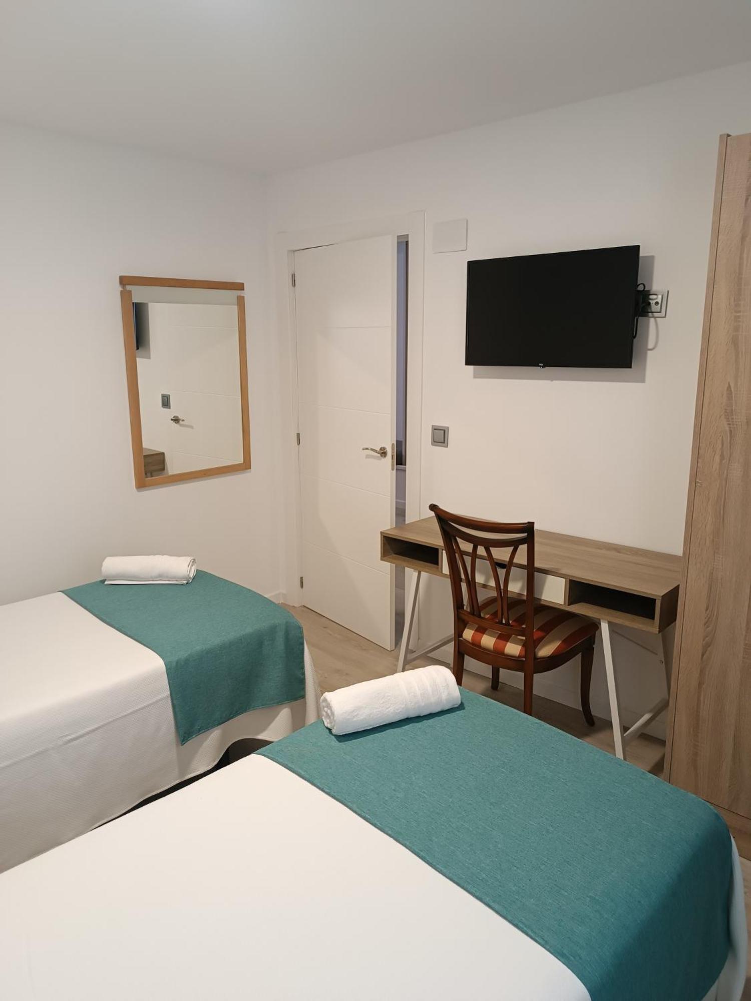 Apartamentos Turisticos Avila Puerta De San Isidro 1-4 Εξωτερικό φωτογραφία
